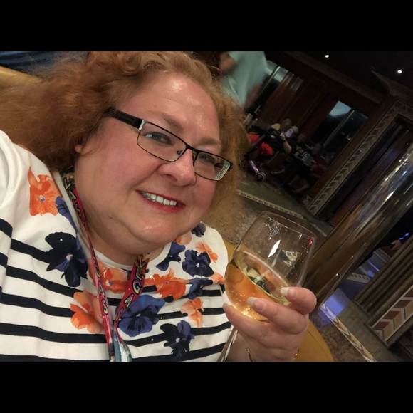 Meet your Posher, Jennell π§³ππβοΈπ§πΉπΉπΌπ΅πΆπ³ - Picture 11 of 16